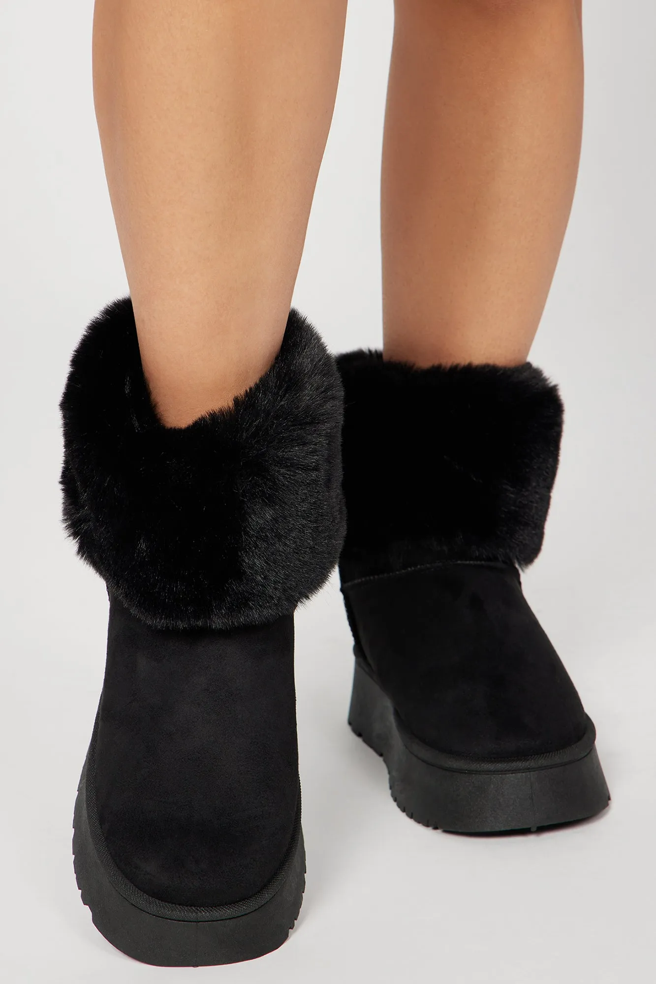 All Chills Booties - Black