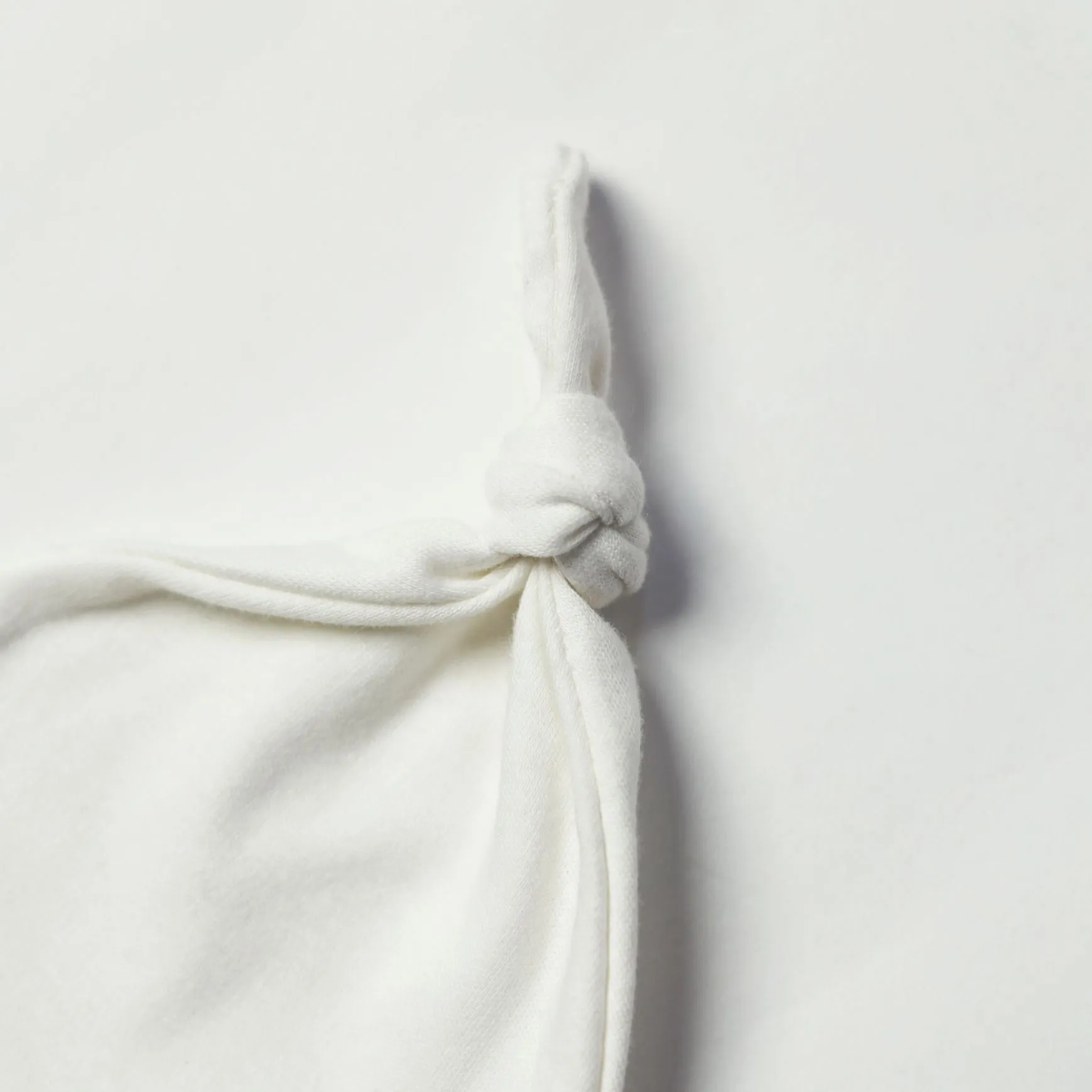 Single Knotted Baby Caps